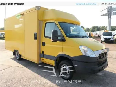 Gebraucht Iveco Daily 136 PS (100 kW) 2013 Gelb Limousine