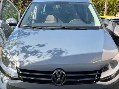 Gebraucht VW Sharan 140 PS (102 kW) 2013 Silber Van / Kleinbus