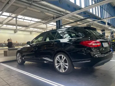 Gebraucht Mercedes C220 170 PS (125 kW) 2016 Schwarz Kombi