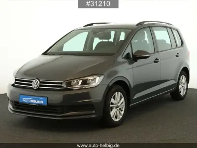 Gebraucht VW Touran Comfortline 150 PS (110 kW) 2024 Grau Van / Kleinbus
