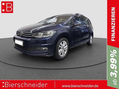 Blau Gebraucht 2022 VW Touran Comfortline Van / Kleinbus | 26.450 € (Fairer Preis)