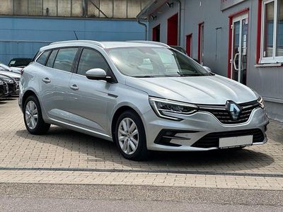 Gebraucht Renault Mégane IV 140 PS (102 kW) 2022 Silber Limousine