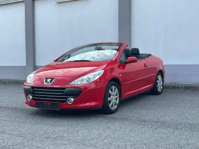 Gebraucht Peugeot 307 CC 109 PS (80 kW) 2008 Rot Cabrio