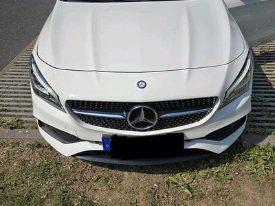 Mercedes CLA200