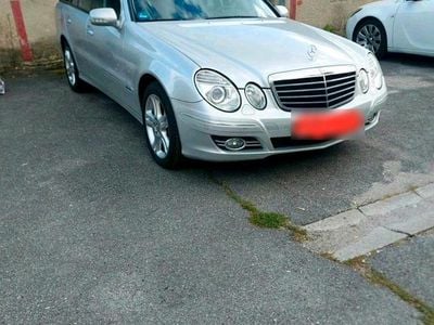 Gebraucht Mercedes E280 Avantgarde 190 PS (139 kW) 2008 Grau Kombi