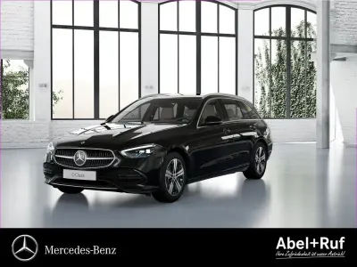 Gebraucht Mercedes C300e Avantgarde 313 PS (230 kW) 2023 Schwarz Limousine