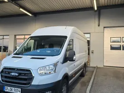 Gebraucht Ford Transit 131 PS (96 kW) 2020 Schwarz Van