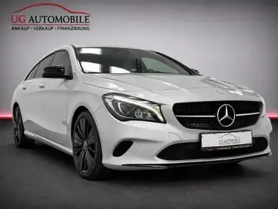 Gebraucht Mercedes CLA180 Shooting Brake 122 PS (89 kW) 2017 Silber Kombi