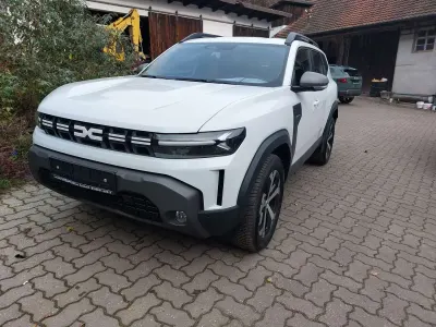 Neu Dacia Duster Journey 131 PS (96 kW) 2026 Arktisweiss 369 SUV