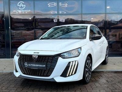 Gebraucht Peugeot 208 Active 101 PS (74 kW) 2024 Weiß Kleinwagen