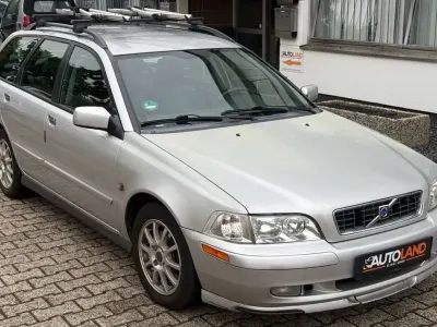 Gebraucht Volvo V40 102 PS (75 kW) 2003 Silber Kombi