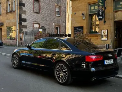 Używany Audi A6 Ambiente 179 KM (131 kW) 2012 Czarny Sedan/Limuzyna