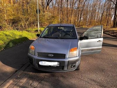 Gebraucht Ford Fusion 68 PS (50 kW) 2006 Blau Kleinwagen