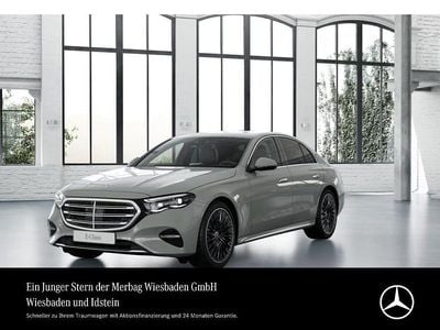 Grau Gebraucht 2024 Mercedes E400 Exclusive Limousine | 59.890 €