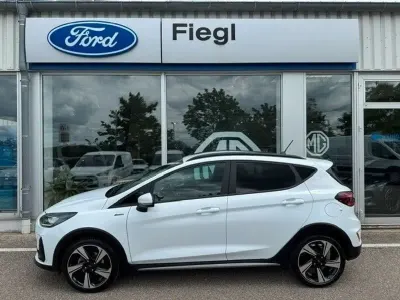 Gebraucht Ford Fiesta Active X 101 PS (74 kW) 2023 Frostweiß Kleinwagen