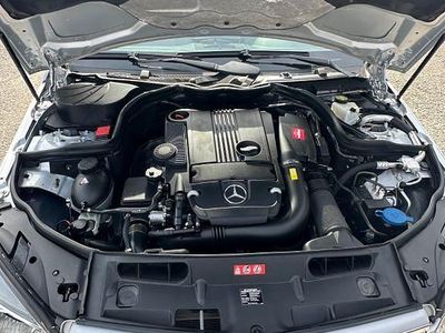 Gebraucht Mercedes C200 184 PS (135 kW) 2010 Silber Limousine