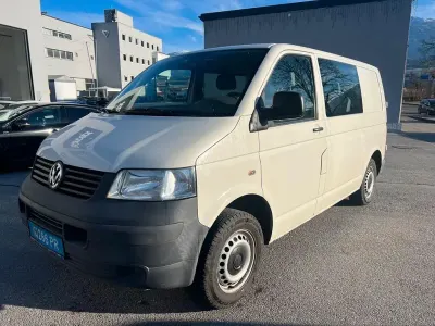 Usata VW Transporter 131 CV (96 kW) 2009 Grigio Furgone