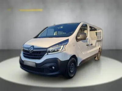 Używany Renault Trafic Komfort 170 KM (125 kW) 2021 Diverse Minivan