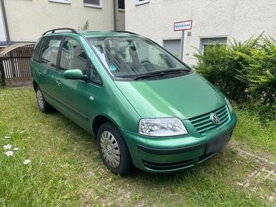 VW Sharan