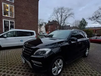 Gebraucht Mercedes ML350 258 PS (189 kW) 2015 Schwarz SUV