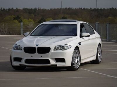 gebraucht BMW M5 F10Japan Import