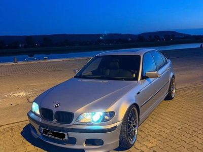 Gebraucht BMW 320 M Sport 170 PS (125 kW) 2004 Silber Limousine