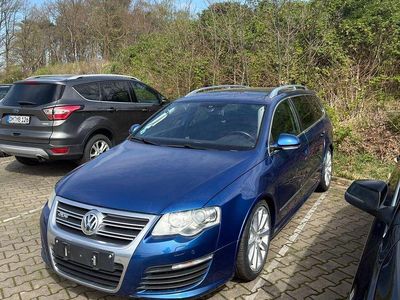 Second-hand VW Passat R 299 CP (219 kW) 2008 Albastru Break