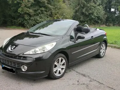 Gebraucht Peugeot 207 CC 120 PS (88 kW) 2008 Schwarz Cabrio