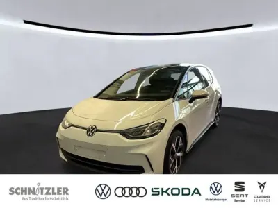 Gebraucht VW ID.3 Pro 150 kW (204 PS) 2024 Weiss Kleinwagen