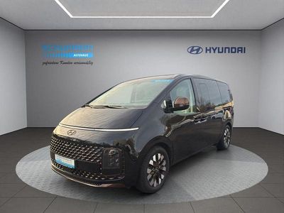 Schwarz Gebraucht 2023 Hyundai Staria Signature Van / Kleinbus | 43.990 € (Fairer Preis)