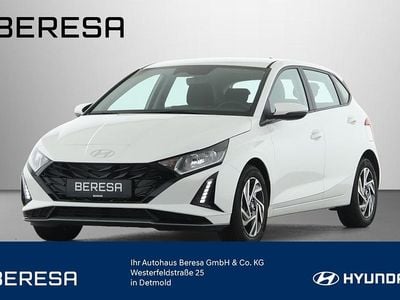 Gebraucht Hyundai i20 Trend 101 PS (74 kW) 2024 Schwarz Limousine
