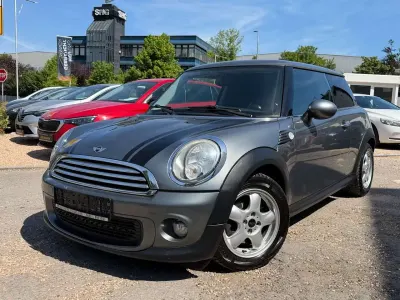 Käytetty Mini ONE