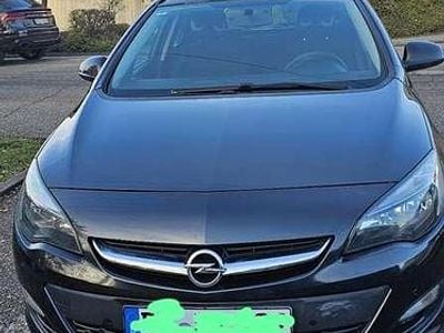 Gebraucht Opel Astra 131 PS (96 kW) 2013 Kombi