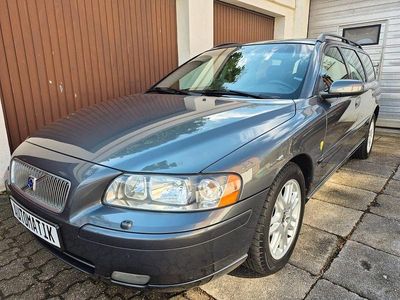 Gebraucht Volvo V70 Summum 140 PS (102 kW) 2005 Grau Kombi