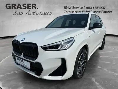 Gebraucht BMW iX1 M Sport 230 kW (313 PS) 2023 Weiß SUV