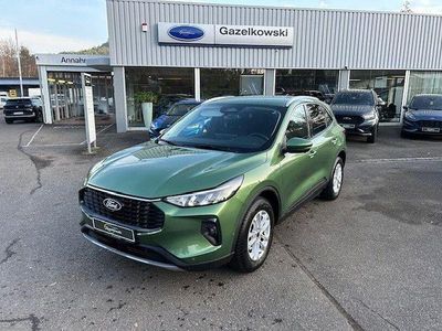 Gebraucht Ford Kuga Titanium 186 PS (136 kW) 2024 Grün SUV