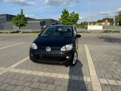 Gebraucht VW up! 75 PS (55 kW) 2012 Schwarz Kleinwagen