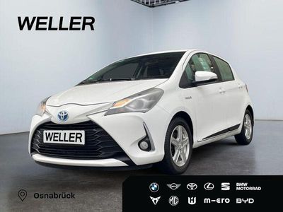 Gebraucht Toyota Yaris Hybrid Comfort 101 PS (74 kW) 2017 Weiss Kleinwagen