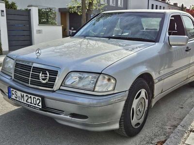 gebraucht Mercedes C180 Classic