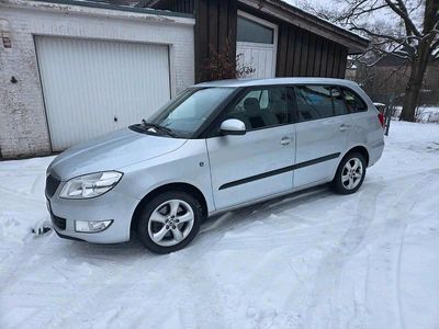 Gebraucht Skoda Fabia 105 PS (77 kW) 2010 Silber Kombi