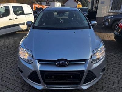 Gebraucht Ford Focus Champions Edition 125 PS (91 kW) 2013 Silber Limousine