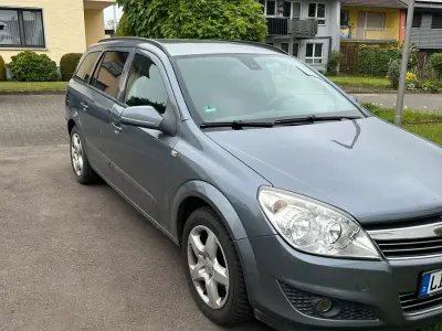 Używany Opel Astra Catch Me 105 KM (77 kW) 2007 Szary Kombi