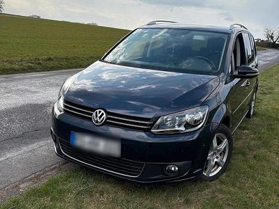 Gebraucht VW Touran 140 PS (102 kW) 2012 Blau Van / Kleinbus