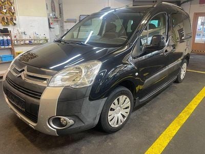 Schwarz Gebraucht 2010 Citroën Berlingo Van / Kleinbus | 1.690 € (Superpreis)