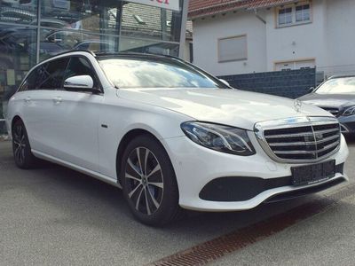 Gebraucht Mercedes E300 194 PS (142 kW) 2019 Weiß Kombi