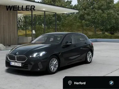Gebraucht BMW 120 Performance 156 PS (114 kW) 2024 Schwarz ii (schwarz) Kleinwagen