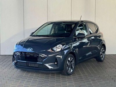 gebraucht Hyundai i10 Comfort + 1.2 MPI 84 PS Automatik / Carplay Sit...