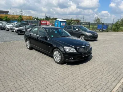 Gebraucht Mercedes C180 Elegance 156 PS (114 kW) 2008 Schwarz Limousine