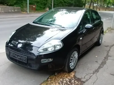 Gebraucht Fiat Punto Pop 69 PS (50 kW) 2012 Schwarz Kleinwagen
