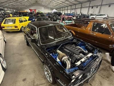 Gebraucht BMW 325 507 PS (372 kW) 1984 Schwarz